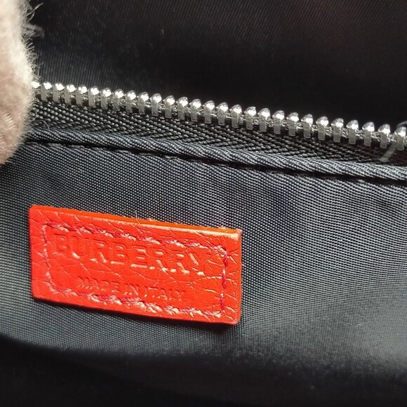 Burberry Red Leather  Shoulder Bag mon625-101025 - Picture 15 of 16